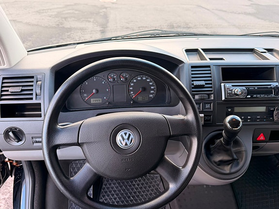 Volkswagen Transporter 21 of 30