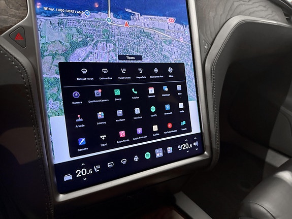 Tesla Model S 19 of 27