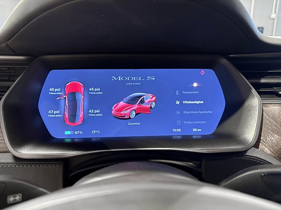 Tesla Model S 14 of 27