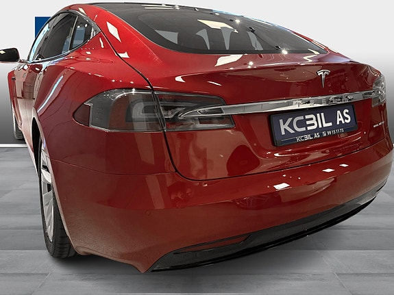 Tesla Model S 4 of 27