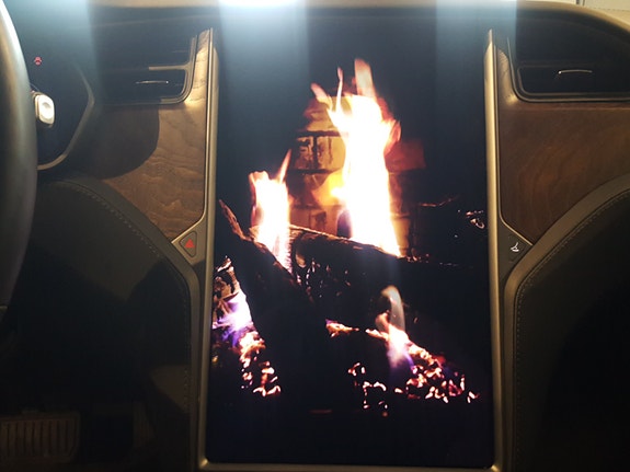 Tesla Model S 8 of 27