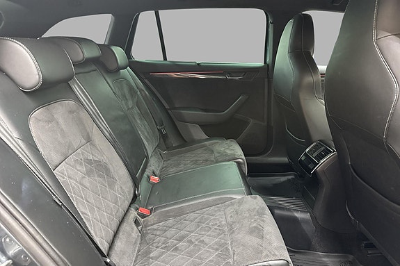 Skoda Superb 15 of 27