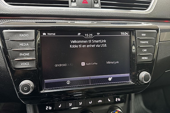 Skoda Superb 25 of 27