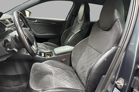 Skoda Superb 10 of 27