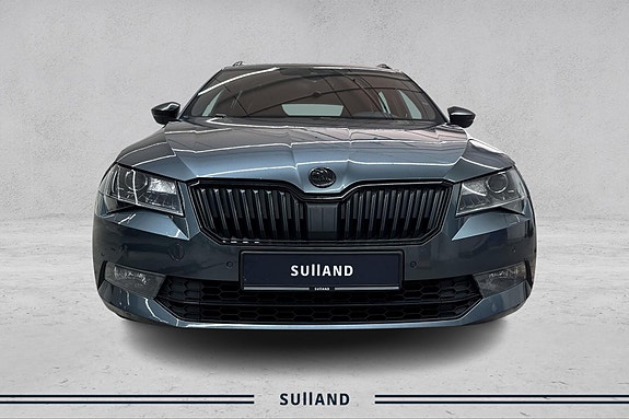 Skoda Superb 7 of 27
