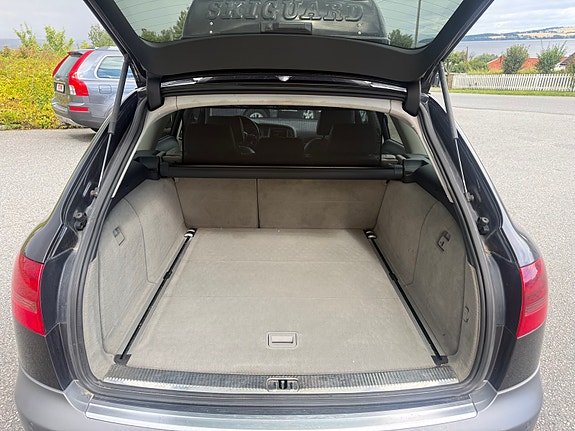 Audi A6 allroad 14 of 30