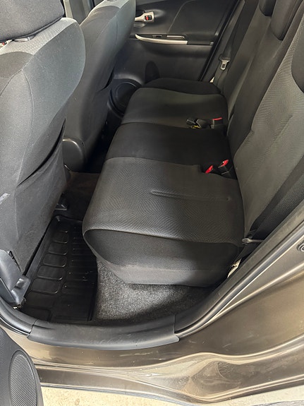 Toyota Urban Cruiser 13 of 15