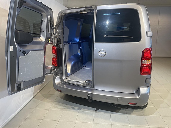 Opel Vivaro 7 of 21
