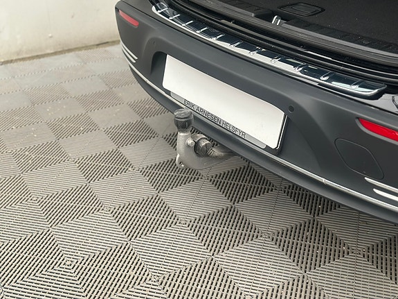 Mercedes-Benz EQA300 10 of 14