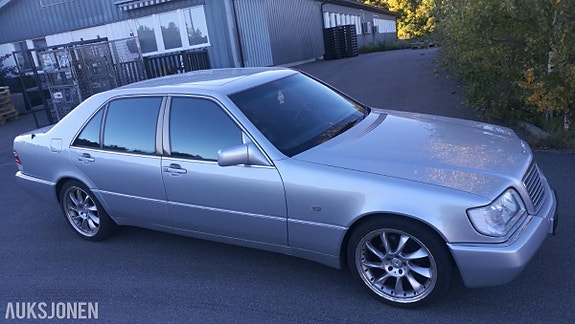 Mercedes-Benz S-Klasse 2 of 30