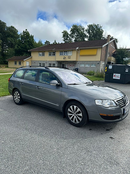 Volkswagen Passat 4 of 5