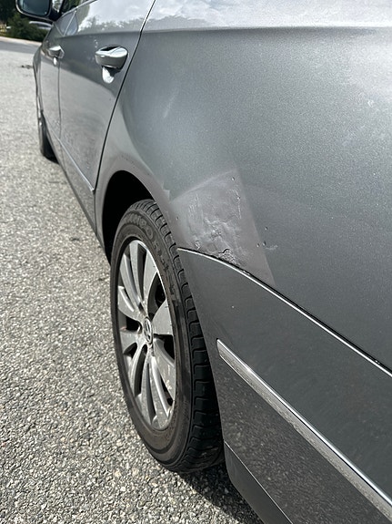 Volkswagen Passat 28 of 30