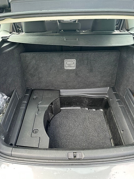 Volkswagen Passat 22 of 30