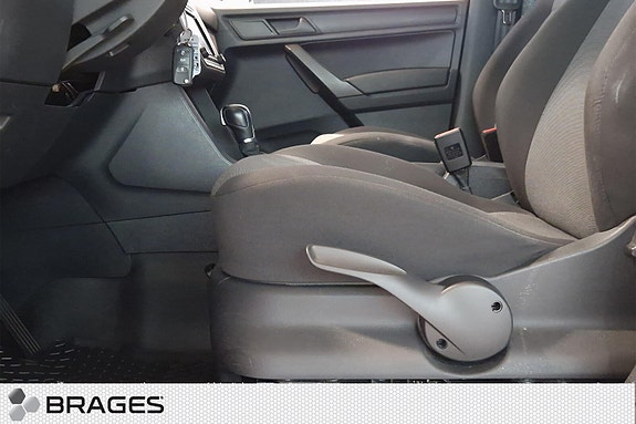 Volkswagen Caddy 19 of 27
