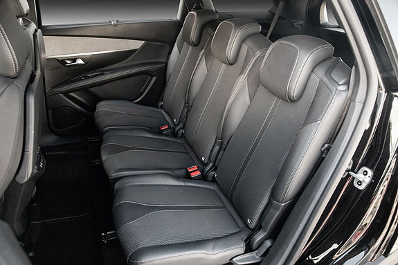 Peugeot 5008 24 of 26