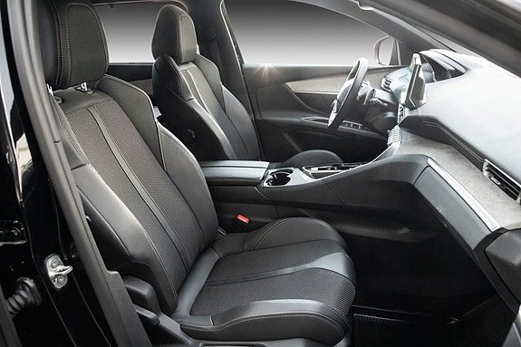 Peugeot 5008 25 of 26