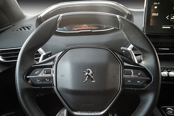Peugeot 5008 21 of 26
