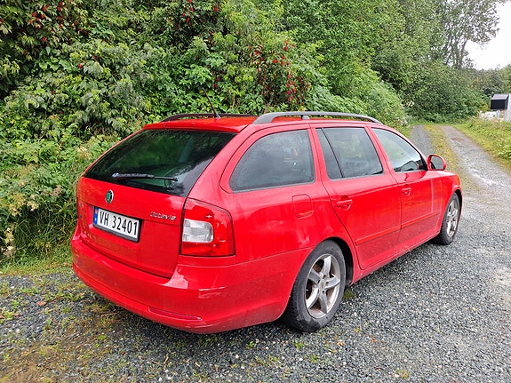 Skoda Octavia 3 of 5