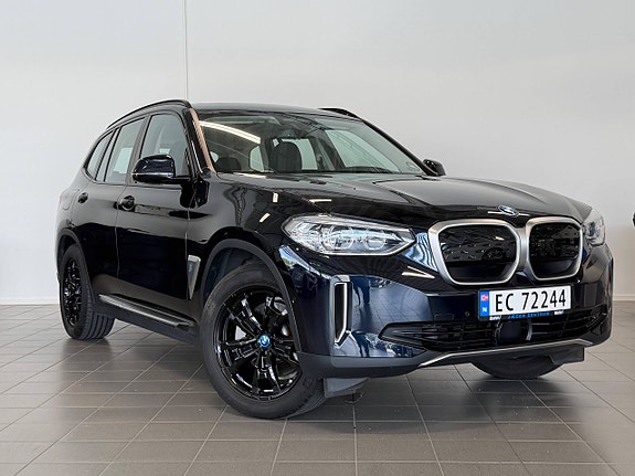 BMW iX3 2 of 5