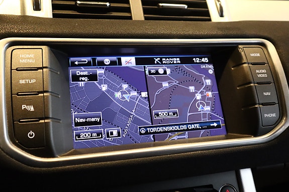 Land Rover Range Rover Evoque 21 of 30