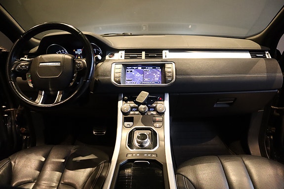 Land Rover Range Rover Evoque 16 of 30