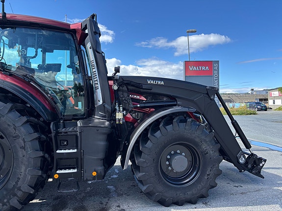 Valtra Q305, laster , fronthydraulikk, GPS RTK, Se timer! 2024, kr 2 549 000,-