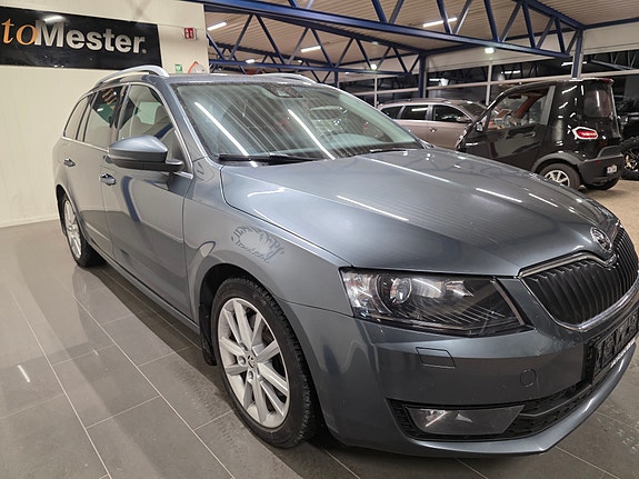 Skoda Octavia 6 of 22
