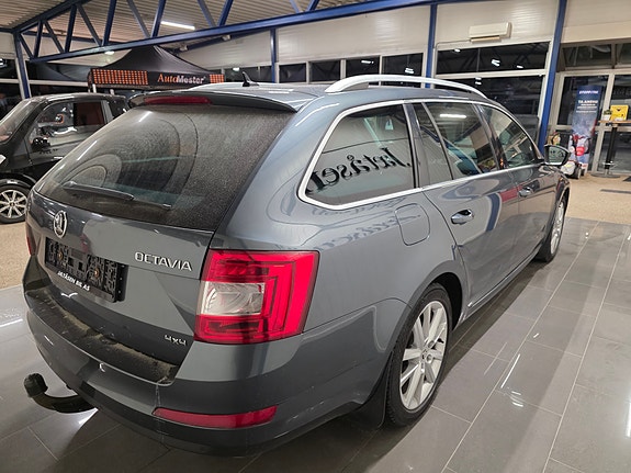 Skoda Octavia 4 of 5