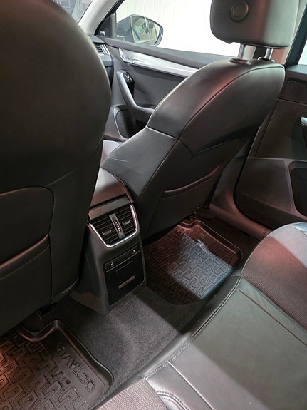 Skoda Octavia 7 of 22