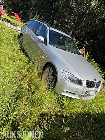BMW 3-Serie 2 of 5