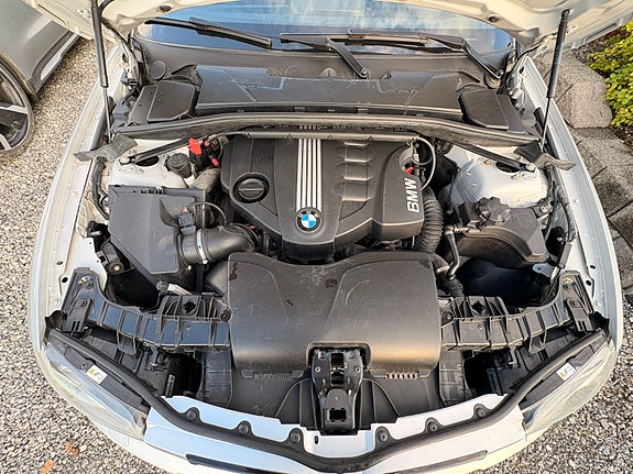 BMW 118d 18 of 30