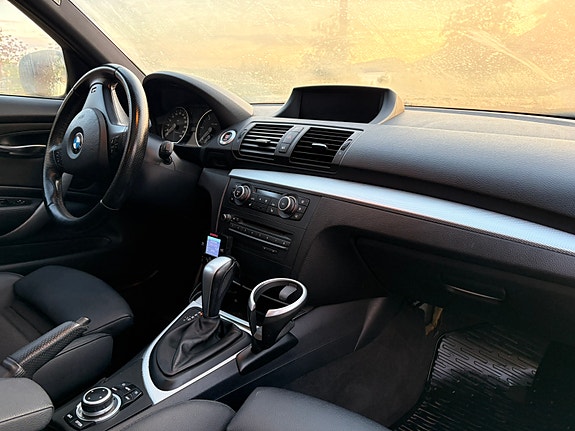 BMW 118d 14 of 30