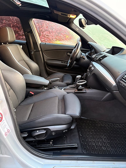 BMW 118d 15 of 30