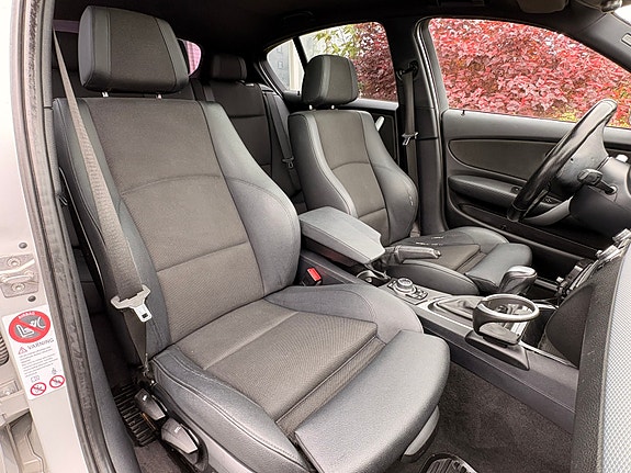 BMW 118d 19 of 30
