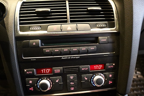 Audi Q7 30 of 30