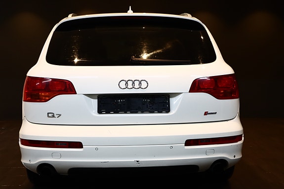 Audi Q7 11 of 30