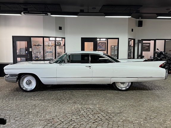 Cadillac Deville 11 of 30