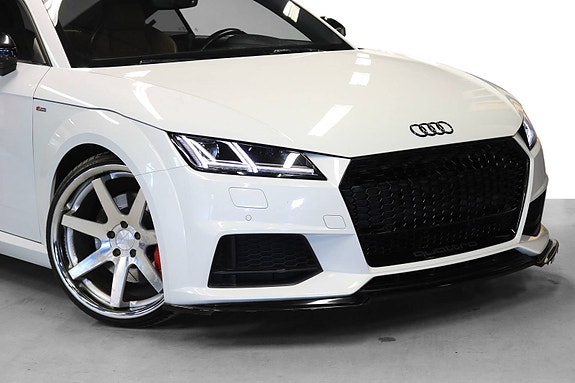 Audi TT 2 of 30