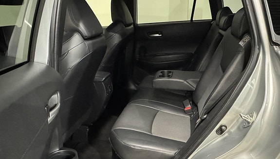 Toyota Corolla Cross 15 of 28