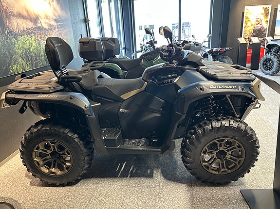 Can-Am Outlander MAX LTD 1000R ABS 8 of 10