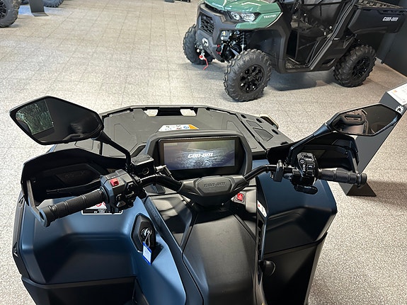 Can-Am Outlander MAX LTD 1000R ABS 10 of 10