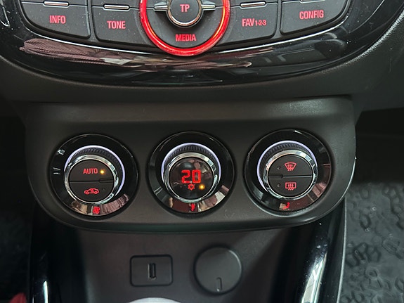 Opel ADAM 21 of 30
