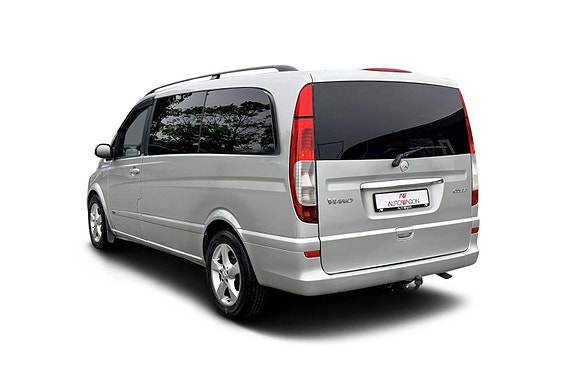 Mercedes-Benz Viano 3 of 30