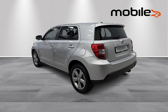 Toyota Urban Cruiser 21 of 27