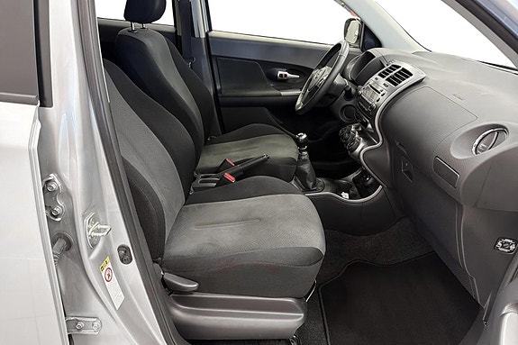 Toyota Urban Cruiser 23 of 27
