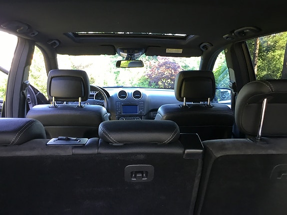 Mercedes-Benz ML320 15 of 26