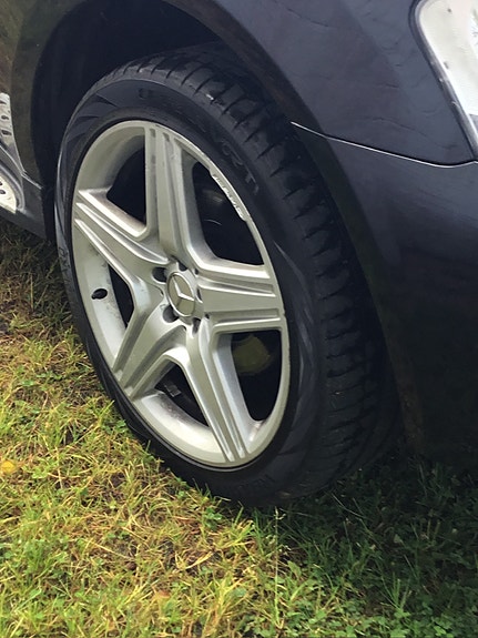 Mercedes-Benz ML320 23 of 26