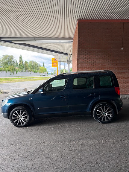Skoda Yeti 2 of 5