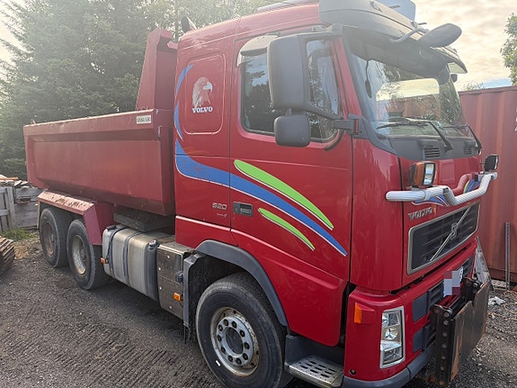 Volvo FH520 6x4 tippbil (brøyterigget) 4 of 5