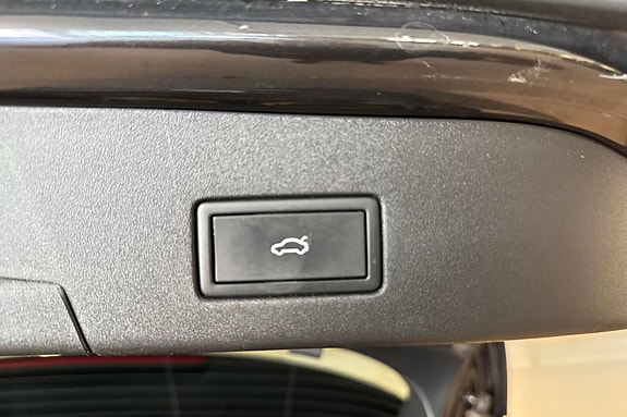 Volkswagen ID.4 GTX 21 of 29